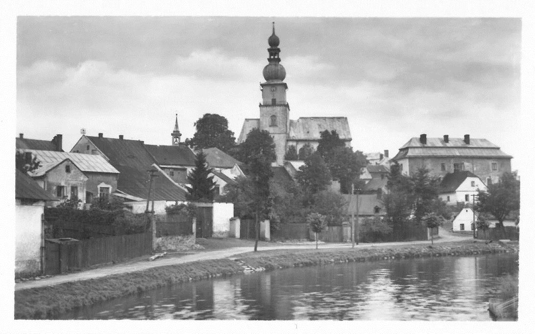 03-027 (prošlá poštou 24. 7. 1951)